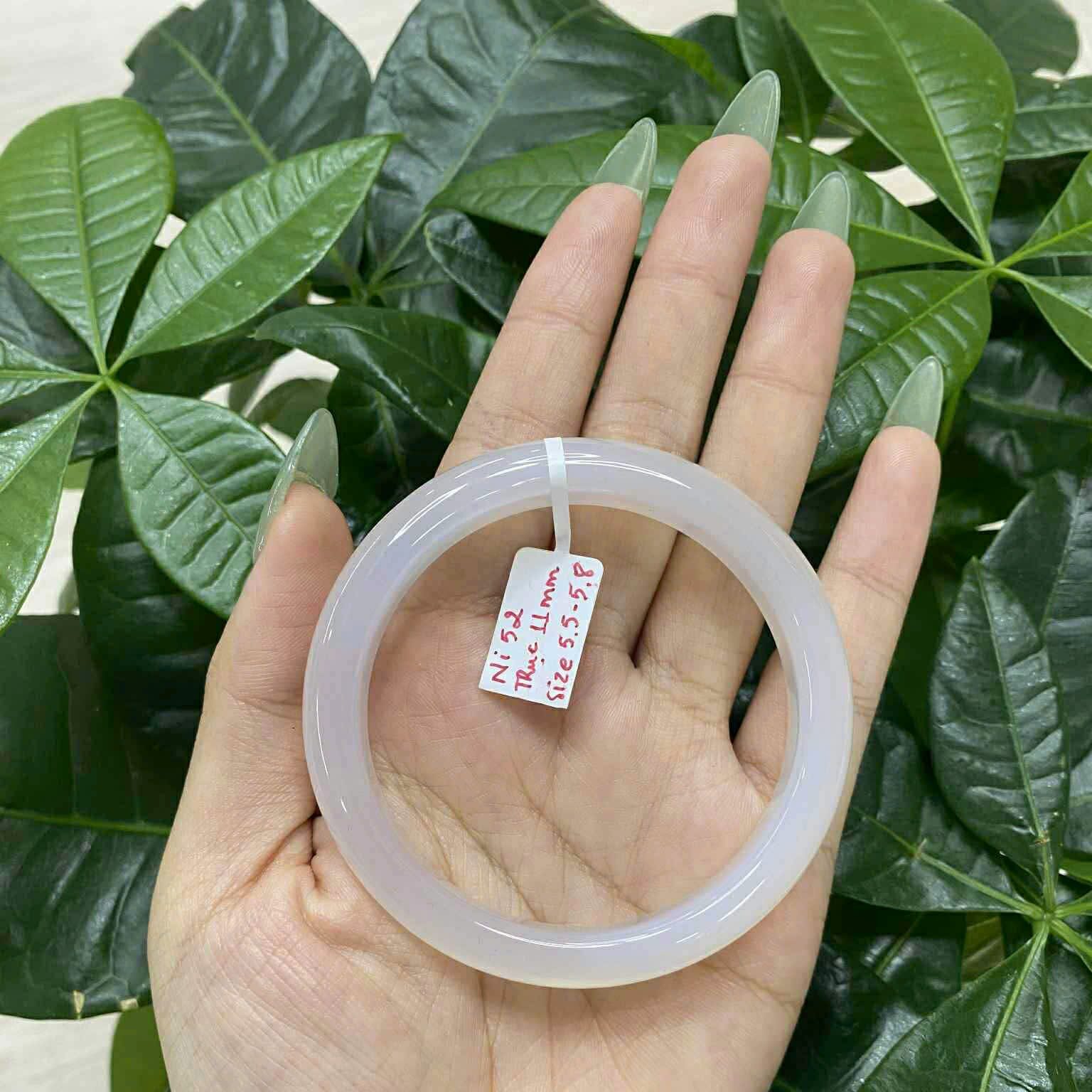 Vòng bảng Bạch Nguyệt Quang Chalcedony Bracelet 333007